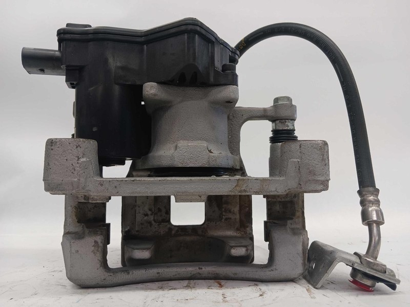 22 KIA CARNIVAL right passenger rear Caliper 23k miles OEM 1 Year Warranty!