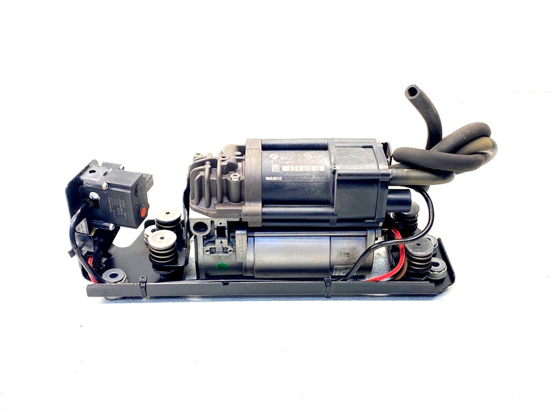 13-15 BMW 740I F01 AIR SUSPENSION AIR COMPRESSOR PUMP OEM A0.47