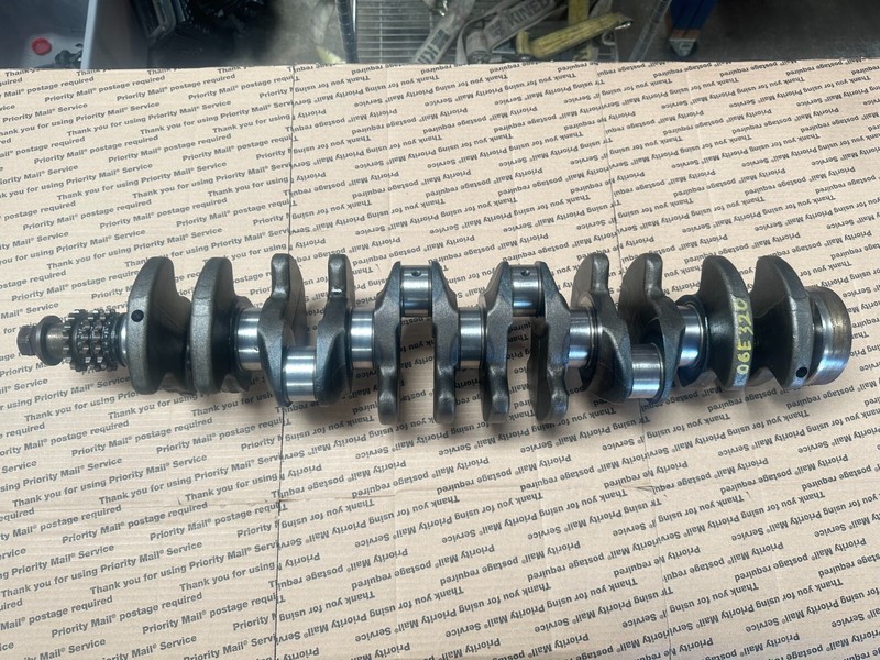 05-06 Mercedes E320 CDI OM648 engine CRANKSHAFT CRANK SHAFT OEM