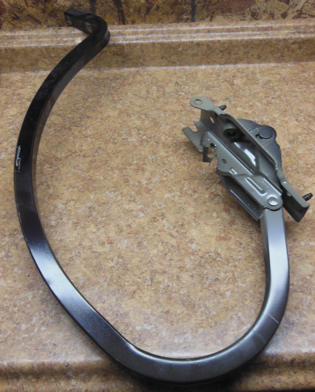 2016 Ford Fusion 2.5L 2.5 L 2.0 2.0L Rear Back Trunk Arm Bar Right Lid Passenger