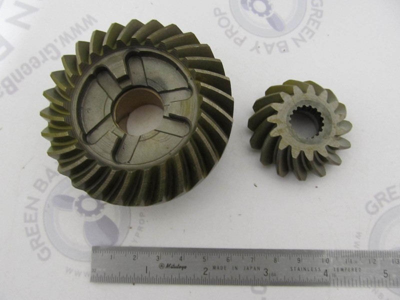 0397421 397421 OMC Evinrude Johnson 60 & 75 HP Forward Gear & Pinion Set NLA