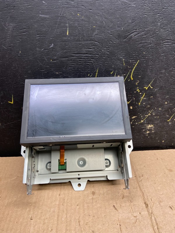 2008 to 2012 Cadillac SRX CTS Audio Radio Screen Display Player Oem AB1765 DG