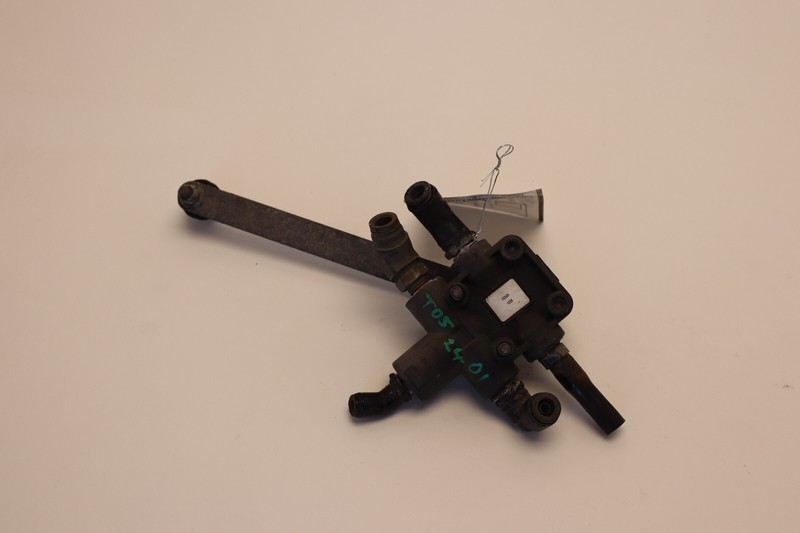 2013-2022 KENWORTH T680 PACCAR AIR SUSPENSION LEVELING VALVE KD2429 OEM