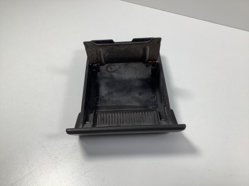 86-89 Acura IntegraFront Console Ash Tray 88010-SD2-013ZD (Palmy Gray) OEM