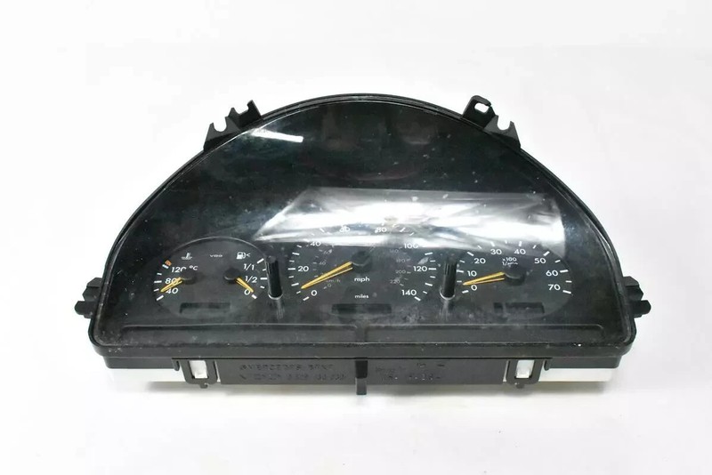 98-01 Mercedes W163 ML320 ML430 Instrument Cluster Speedometer 1635402811 OEM
