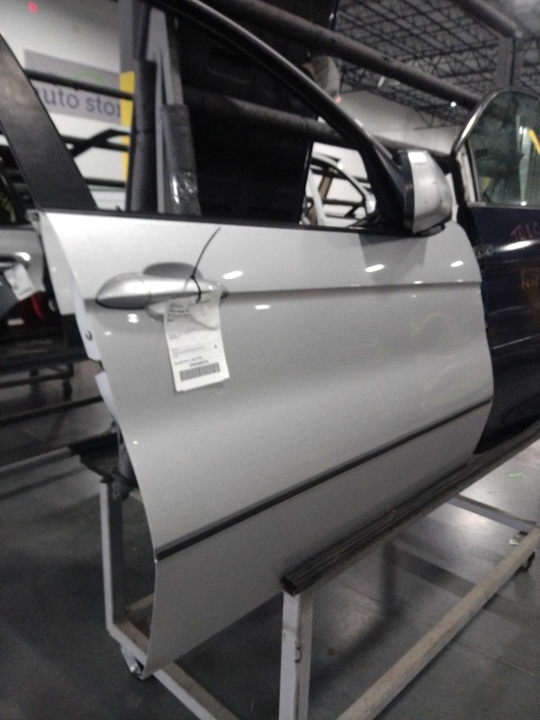 2003 BMW X5 Right Door OEM Used Good Condition No Rust 4DR SUV 222875