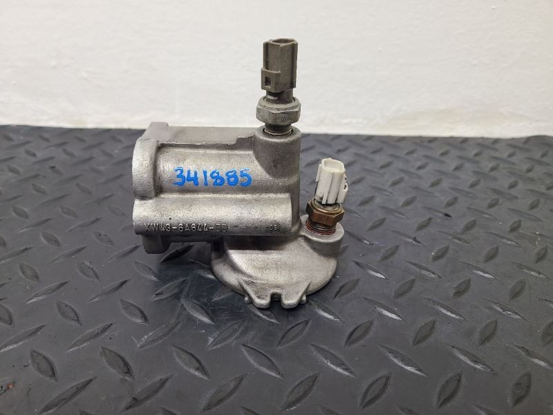 03-06 Lincoln LS 3.9L V8 Oil Folter Adapter OEM 3W4Z-6881-BA