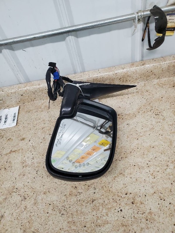 Passenger Side View Mirror Power Opt DL3 Fits 03-06 AVALANCHE 1500 305607