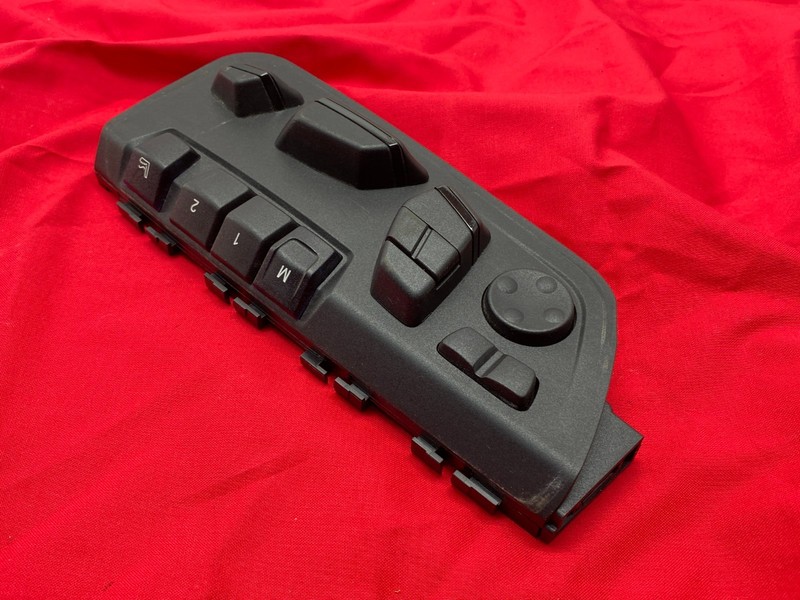 BMW F06 F12 F13 640 650 M6 Front Right Passenger Side Seat Adjustment Switch OEM