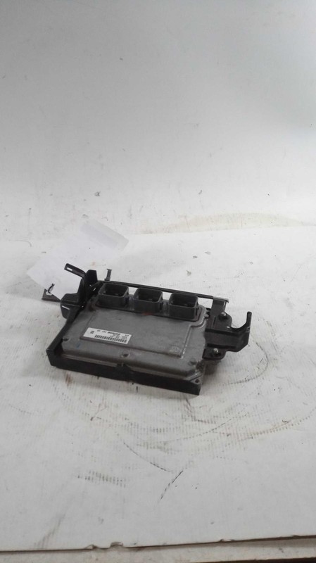 2016 Acura MDX Engine Control Module ECM Maroon 3.5L OEM Used 130K Miles
