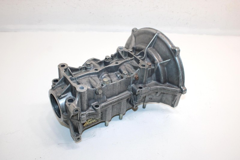 89 Polaris Trail Oem Crankcase W/Studs 3083694 7520776 SP49