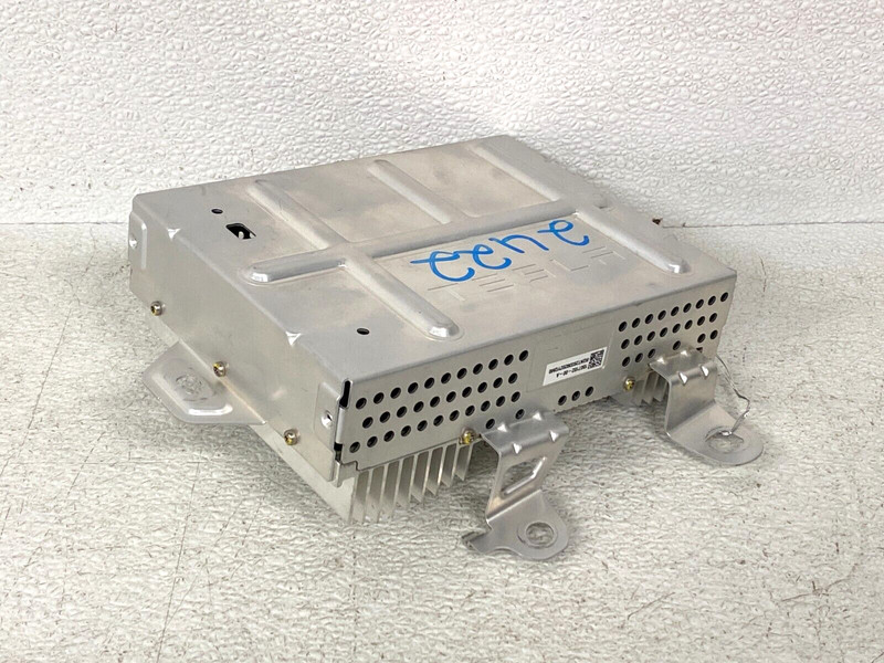 ⭐2020-2022 TESLA MODEL Y AMPLIFIER AMP SOUND SYSTEM MODULE ASSEMBLY OEM LOT2422