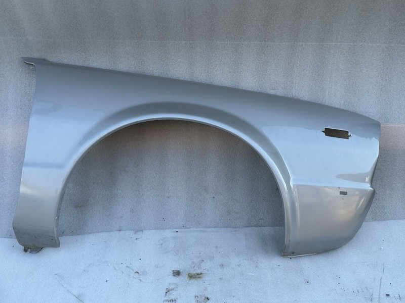1979 HONDA ACCORD RIGHT PASSENGER SIDE FRONT FENDER SILVER