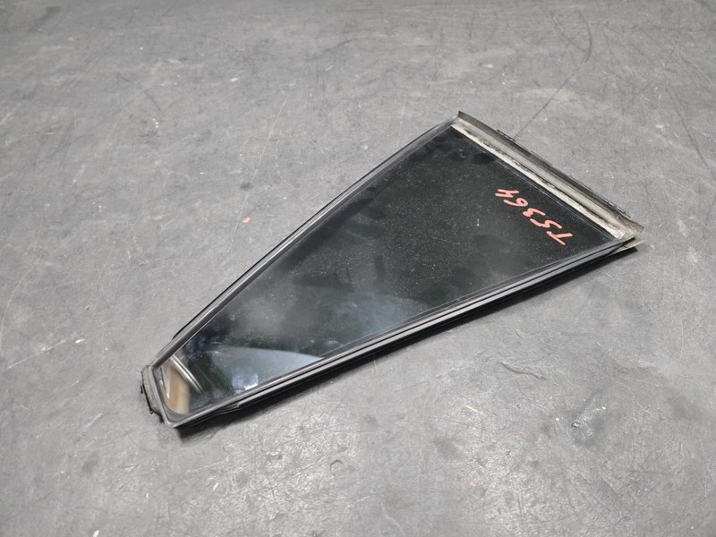 Rear Left Door Vent Window Glass 2021 Toyota RAV4 68124-0R100 2019 2020 - 2025