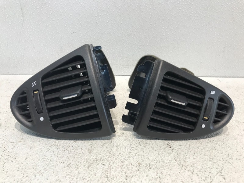 02-08 Jaguar X-Type Front Left LH Right Side Dash A/C Heater Vent OEM