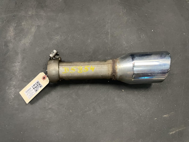 Right Exhaust Tail Pipe Tip 2018 Dodge RAM 1500 68271071AA 2013 2014 2015 - 2022