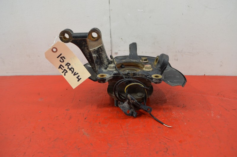 13-18 TOYOTA RAV4 2.5L FWD FRONT RIGHT PASSENGER SPINDLE KNUCKLE HUB BEARIG OEM