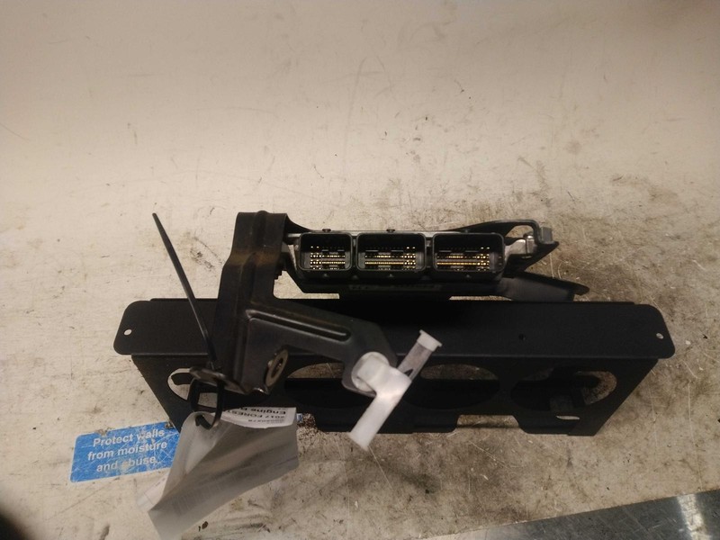 2017 Subaru Forester Engine Control Module ECM OEM 22765AH920 76k Miles Blue