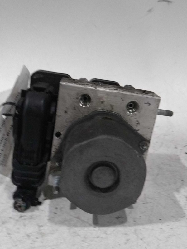 2015 Toyota Camry ABS Pump & Motor Assembly OEM 4405006240 Gold 136K Miles