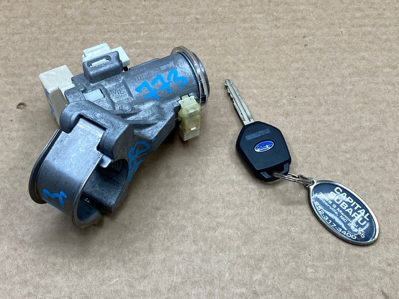 2016-2017 SUBARU CROSSTREK IGNITION SWITCH KEY FOB SET OEM LOT773