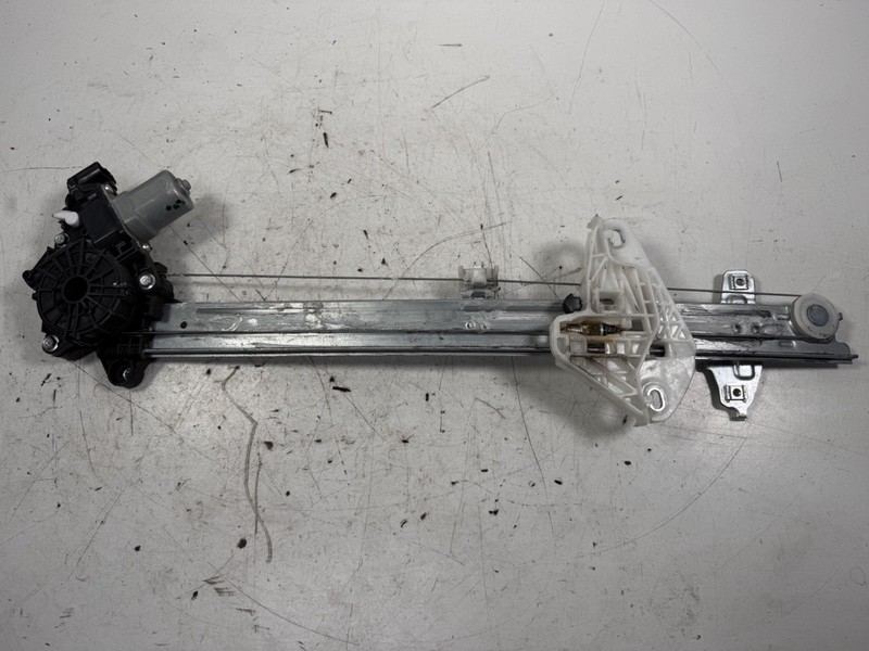 16-21 Honda Civic 4D Left Front Door Window Regulator 72250-TBA-A01 OEM