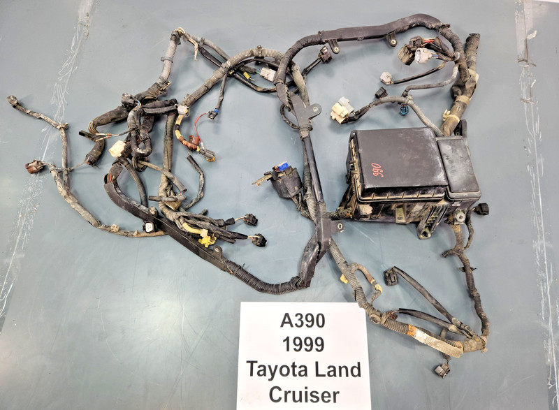 ✅ 98-02 OEM Toyota Land Cruiser J100 4.7L Engine Motor Fuse Box Wiring Harness