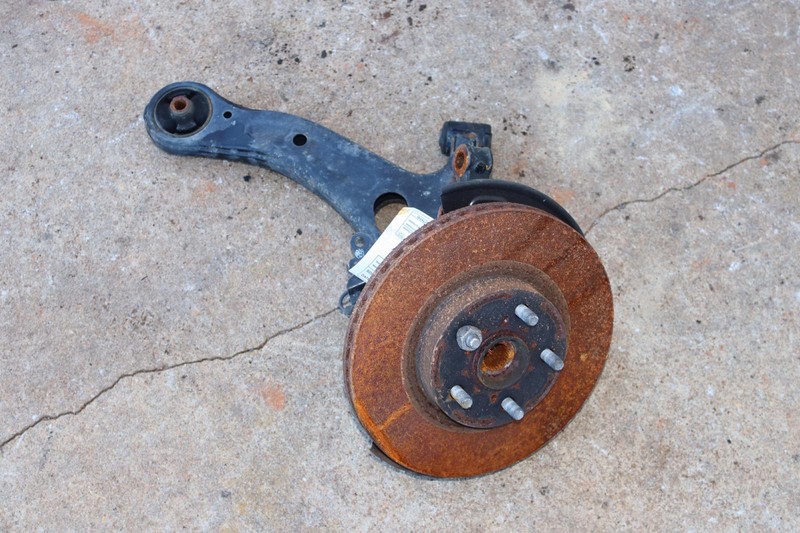 2014-2019 TOYOTA COROLLA 4X2 FRONT LEFT DRIVER SPINDLE KNUCKLE HUB W/ ARM OEM