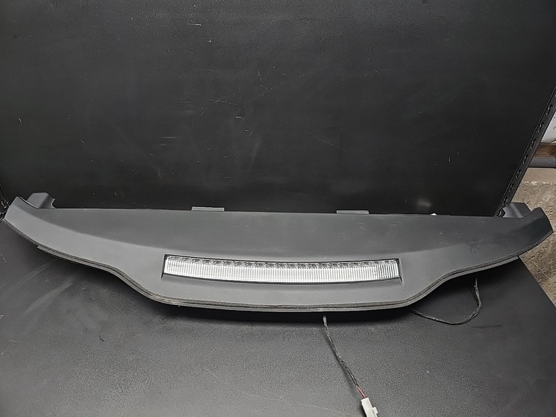 2014-2017 Maserati Ghibli Rear Parcel Shelf Cover / Sunshade & Third Brake Light