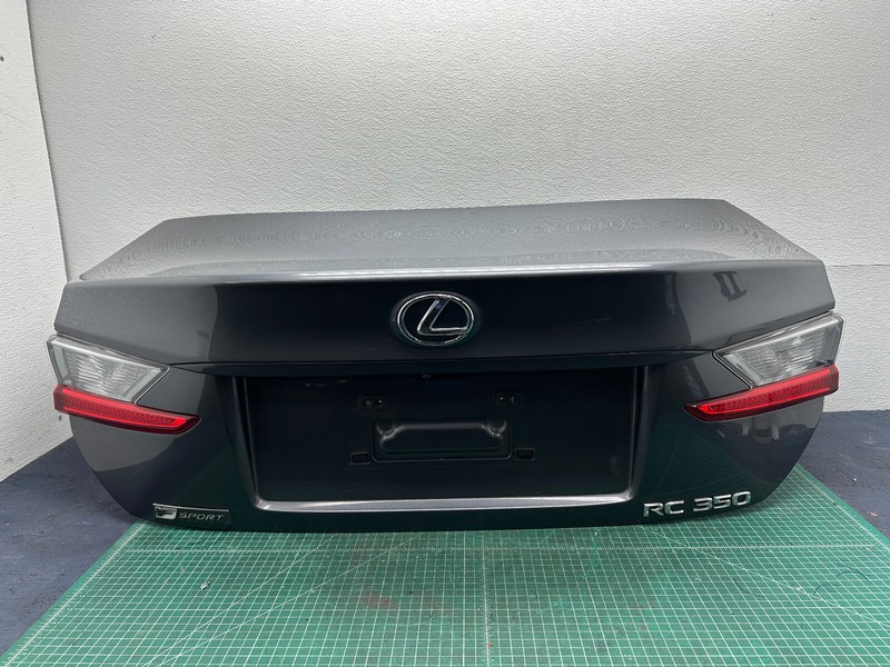 15-19 LEXUS RC300 RC350 TRUNK LID SHELL W/ LAMP OEM