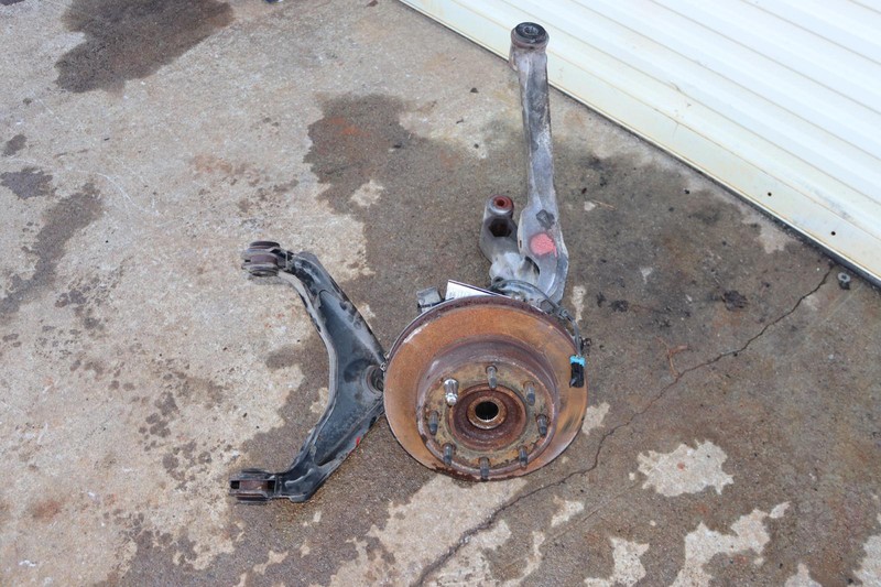 2003-2007 HUMMER H2 4X4 FRONT RIGHT SPINDLE KNUCKLE HUB W/ CONTROL ARMS OEM