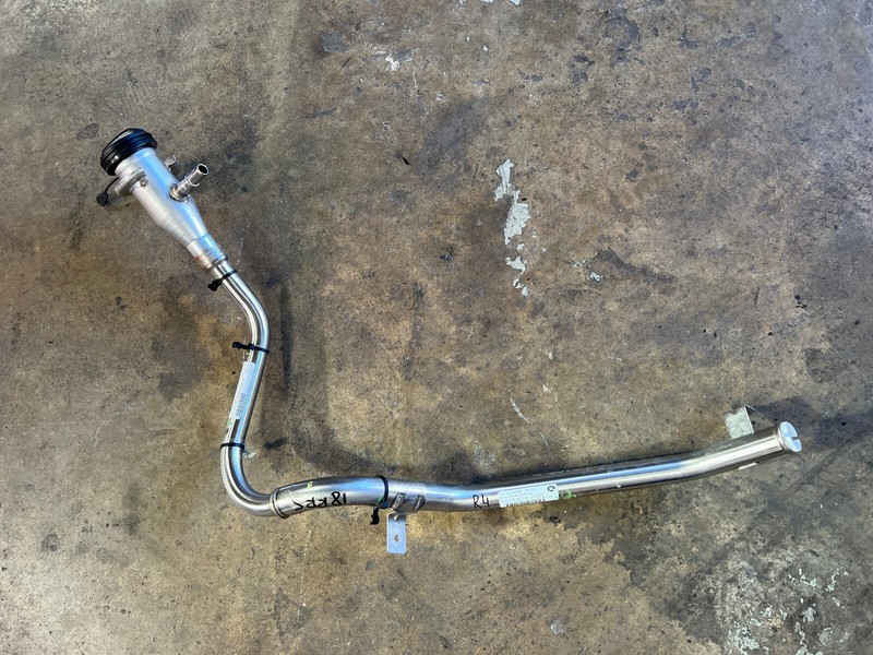 15-22 Range Rover Sport L494 FUEL GAS TANK NECK FILLER PIPE OEM