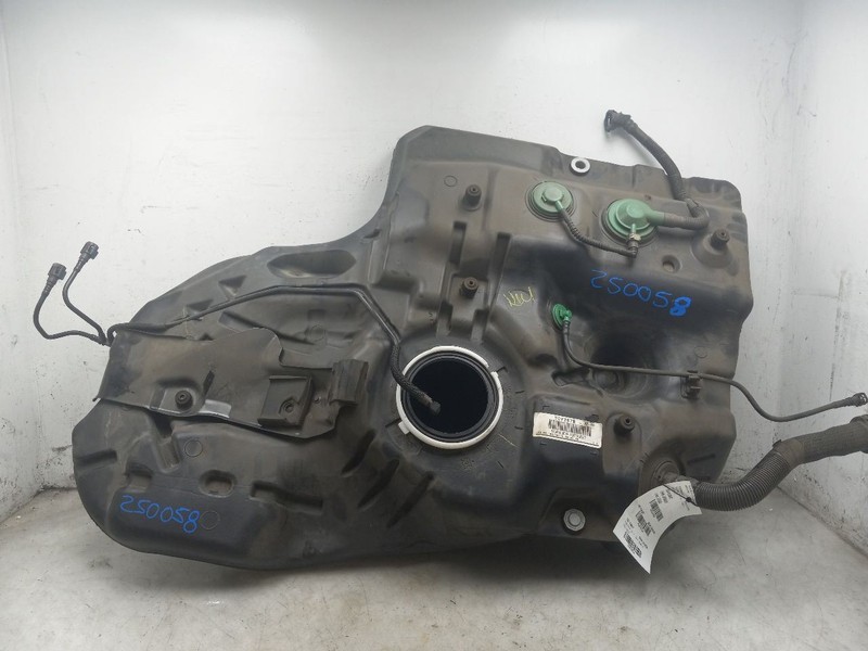 17 18 19 TOYOTA HIGHLANDER LE 3.5L FUEL TANK