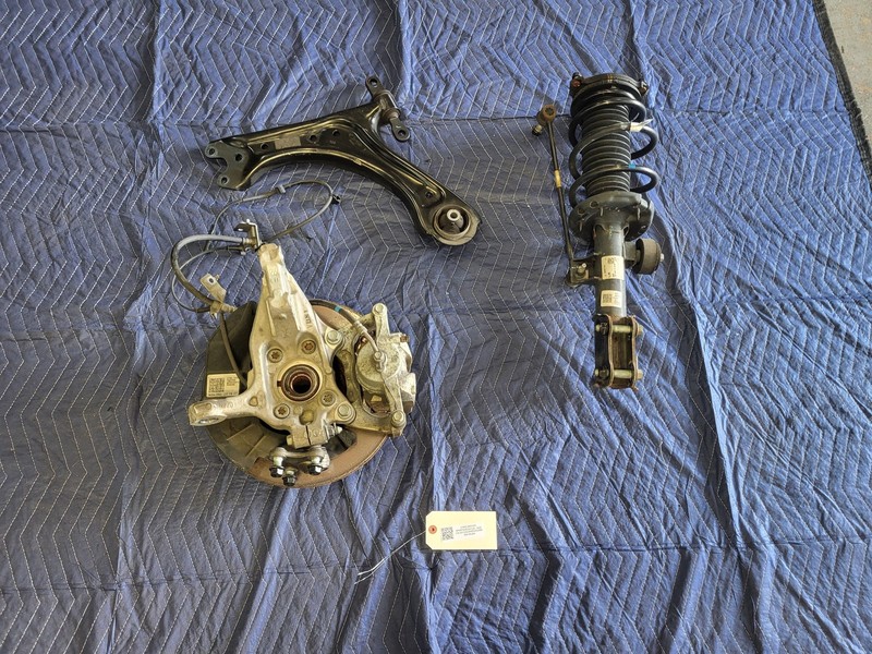 Used Oem Kia Left Driver Front Suspension Knee for 2023-2024 Sportage 2.5L AWD