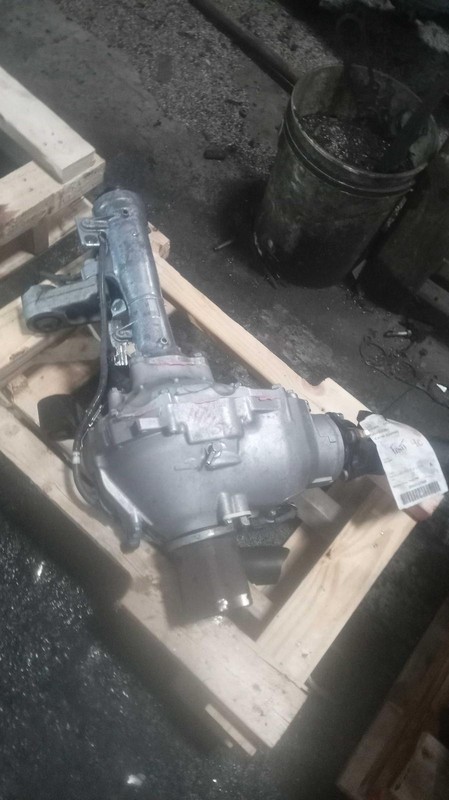 2024 Toyota Tundra 4WD Differential Carrier Assembly OEM 4111034520 16K Miles
