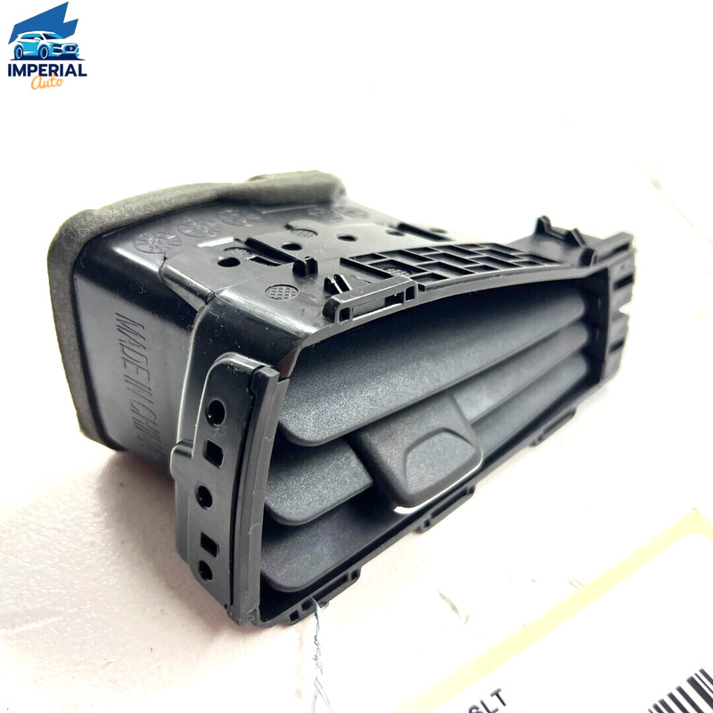 2018-2023 GMC Terrain Passenger Side Dashboard Center Air Outlet Vent Grille OEM