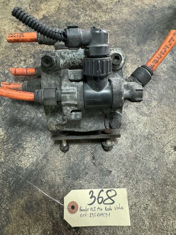 Bendix PSI Air Brake Valve - P/N: 835204C91