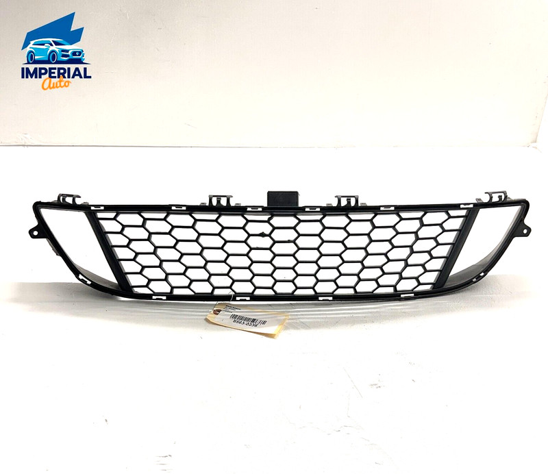 2017-2018-2019-2021 BMW M240i xDrive Cabrio Coupe Front Bumper Center Grille OEM