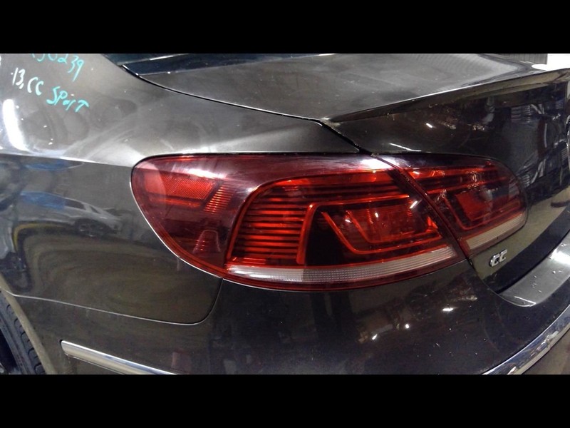 Driver Tail Light LED Quarter Panel Mounted Fits 13-17 CC 1618072