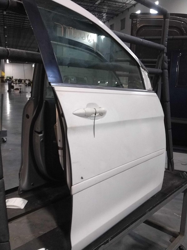 2006 Honda Odyssey Right Door White OEM Used 219492 129k Miles