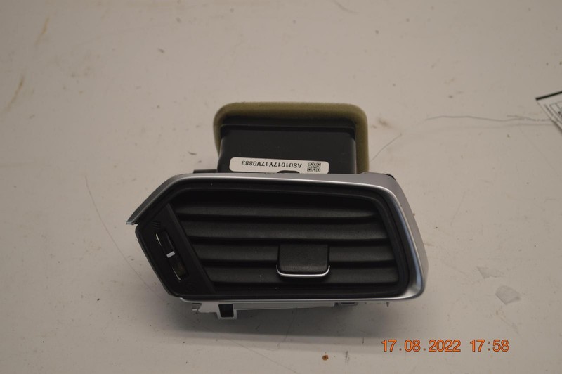 2018-2021 HONDA ACCORD DASHBOARD RIGHT PASSENGER SIDE OUTER AIR VENT GRILL OEM