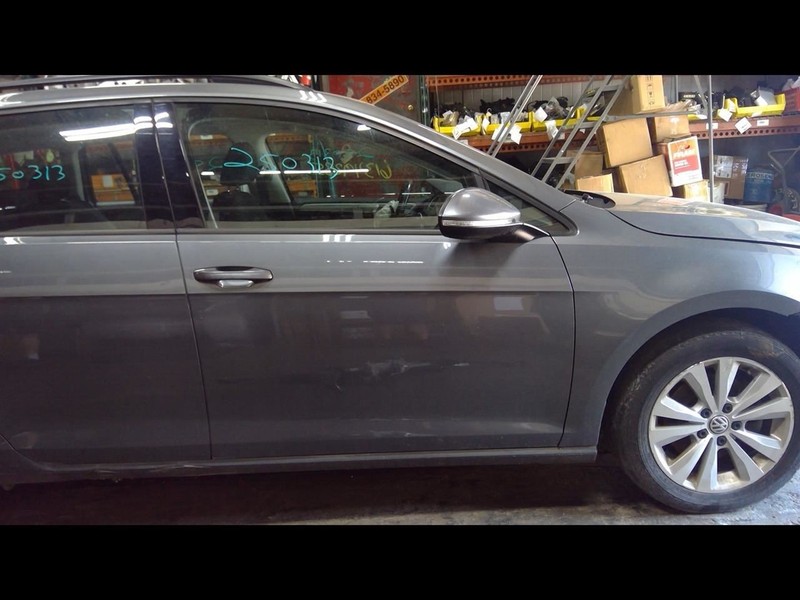 Passenger Right Front Door 4 Door Fits 15-21 GOLF GTI 1643125