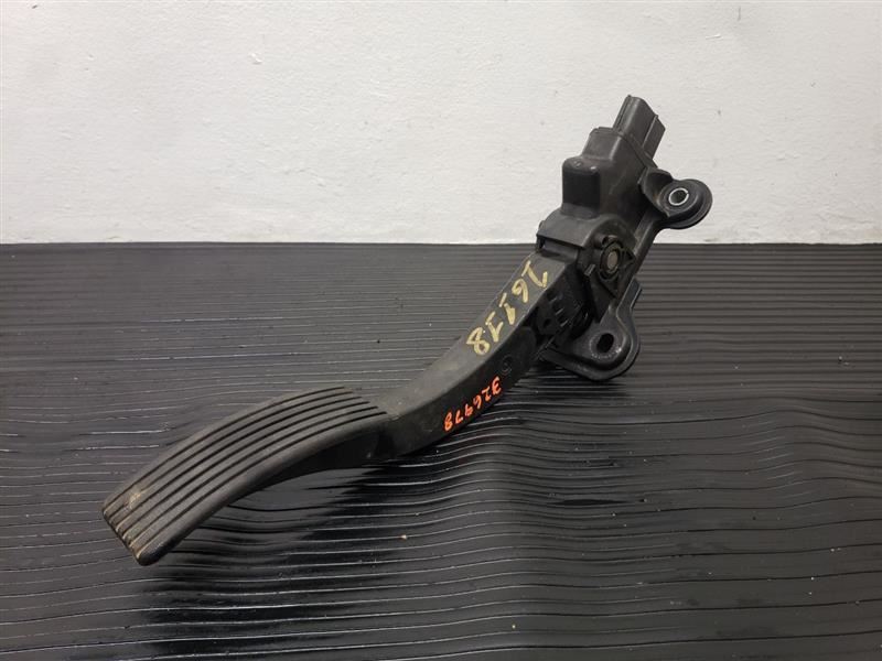 07-17 Jeep Patriot Gas Accelerator Pedal Assembly OEM 4891585AE