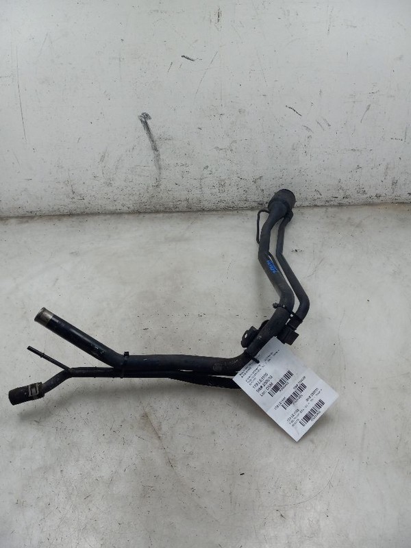 05 LEXUS RX330 FUEL FILLER NECK