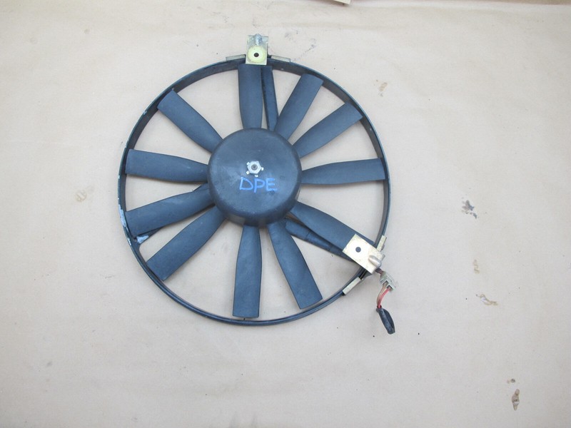 1983-1986 PORSCHE 928 S A/C CONDENSER COOLING FAN BLADE