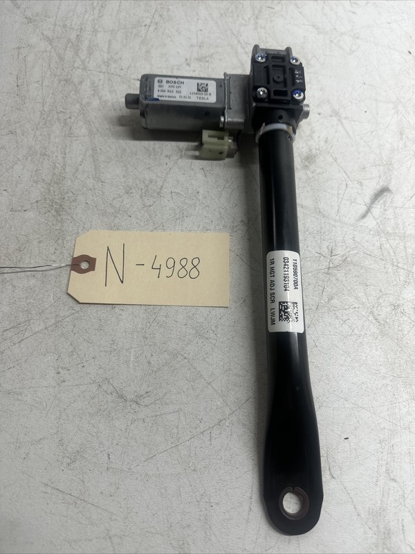 20-22 Tesla Y FRONT RH RIGHT PASSENGER SEAT ADJUST ADJUSTER MOTOR N-4988 B43