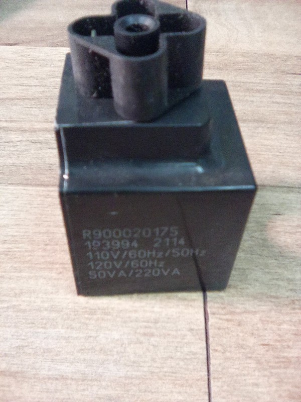 Bosch Rexroth R900020175 110V AC Solenoid Valve Coil