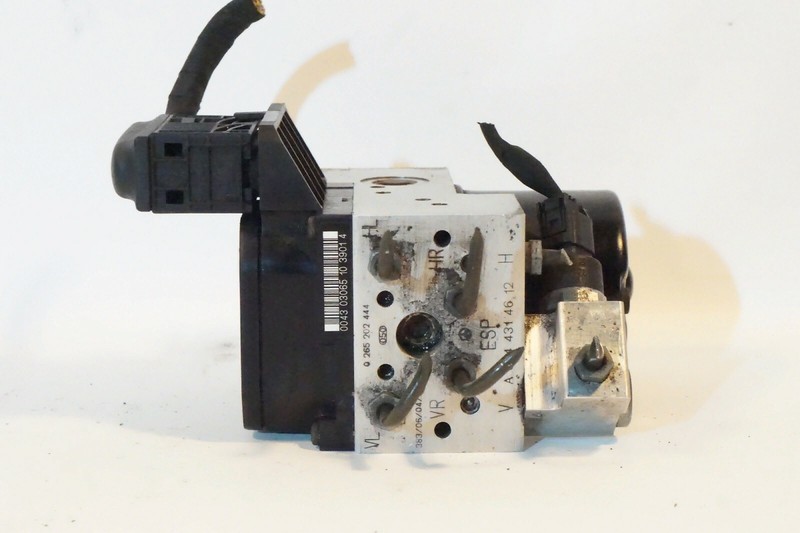 03 04 05 06 Mercedes S500 W220 ABS ANTI LOCK BRAKE PUMP OEM