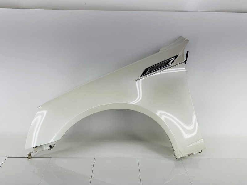 08-15 CADILLAC CTS FRONT LEFT DRIVER SIDE FENDER COVER PANEL WHITE DIAMOND OEM