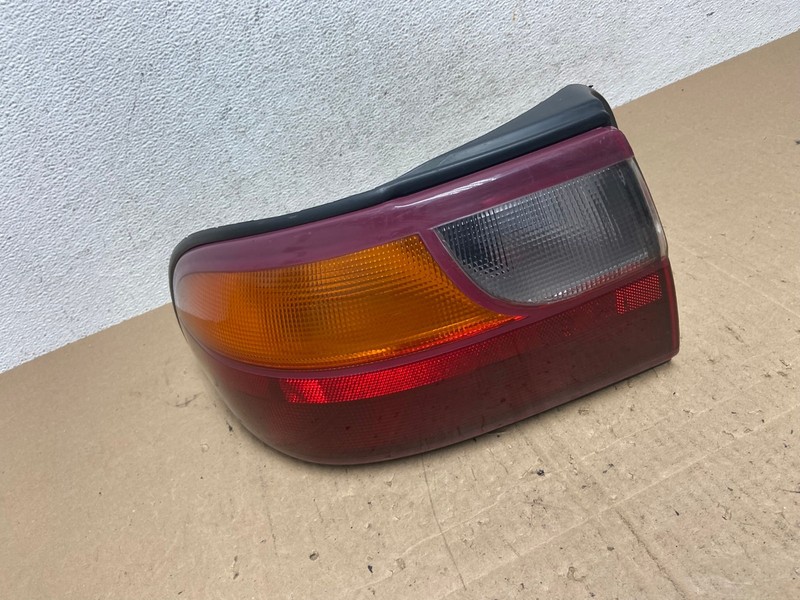 1997 to 2003 Chevrolet Malibu Left Driver LH Side Tail Light OEM AE6122 LK
