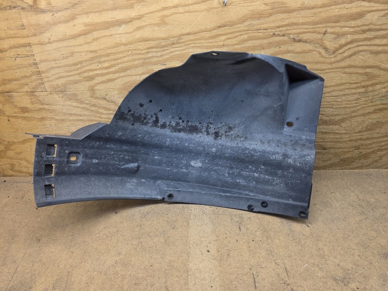 2011 12 13 14 2015 Chevrolet Volt Front Right Fender Liner Forward 22961243 OEM